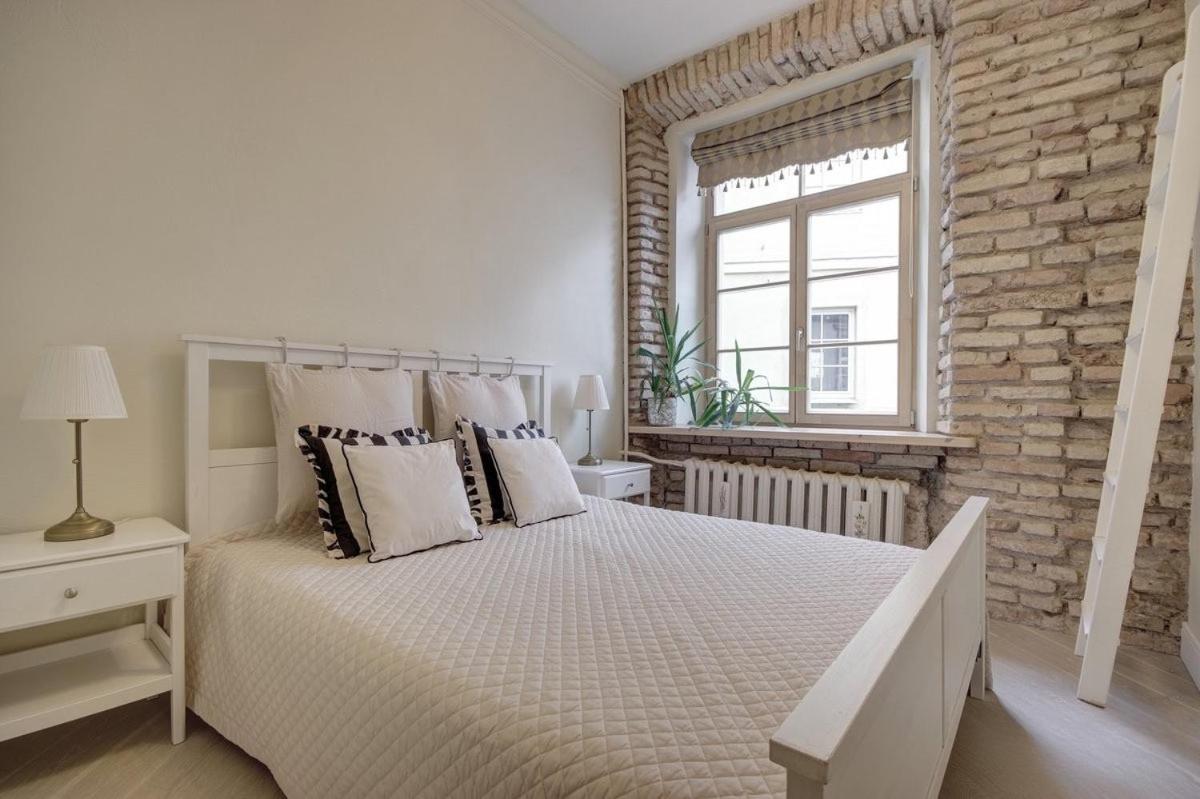 Town Hall Square Apartments Vilnius Ngoại thất bức ảnh
