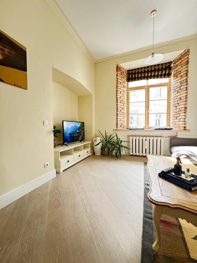 Town Hall Square Apartments Vilnius Ngoại thất bức ảnh