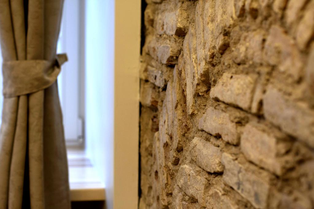 Town Hall Square Apartments Vilnius Ngoại thất bức ảnh