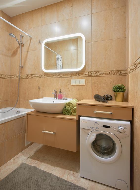 Town Hall Square Apartments Vilnius Ngoại thất bức ảnh